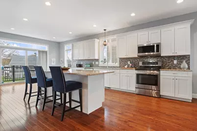 32 Colonial Rd, Webster, MA 01570 - Photo 4