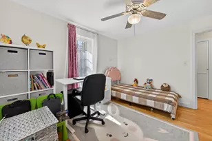 21 Hammond Pond Prkw, Newton, MA 02467 - Photo 30