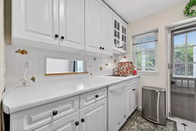 21 Hammond Pond Prkw #2, Newton, MA 02467 - Photo 32