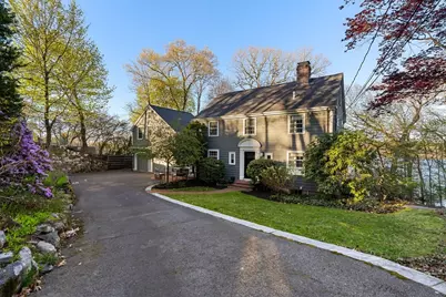 331 Mystic St, Arlington, MA 02474 - Photo 2