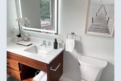 1391 Main Street #304, Walpole, MA 02081 - Photo 16