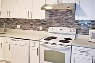 661 Main St, Malden, MA 02148 - Photo 2