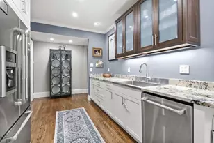 1686 Washington St, Boston, MA 02118 - Photo 2
