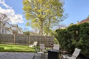 291 Russett Rd, Brookline, MA 02467 - Photo 14
