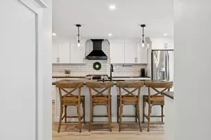 5 Plant Ave, Hudson, MA 01749 - Photo 4