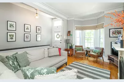 262 W 5th St, Boston, MA 02127 - Photo 1