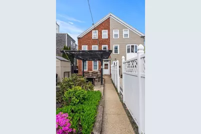 652 E 2nd St, Boston, MA 02127 - Photo 24