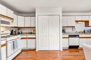652 E 2nd St, Boston, MA 02127 - Photo 10