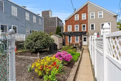652 E 2nd St, Boston, MA 02127 - Photo 2