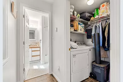 652 E 2nd St, Boston, MA 02127 - Photo 12