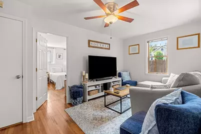652 E 2nd St, Boston, MA 02127 - Photo 2