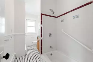 337 Newton St, Waltham, MA 02453 - Photo 14