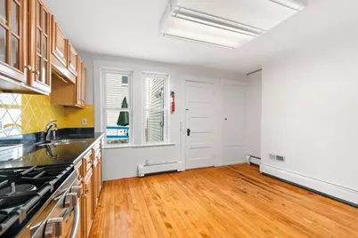 337 Newton Street #4, Waltham, MA 02453 - Photo 8