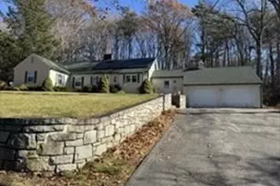 100 Lawrence St, Gardner, MA 01440 - Photo 1