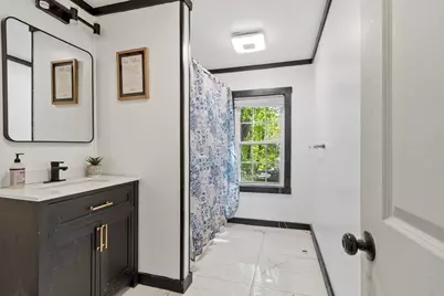 15 Redman Pl, Fitchburg, MA 01420 - Photo 14