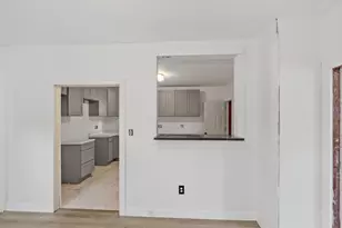 15 Redman Pl, Fitchburg, MA 01420 - Photo 14