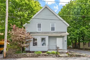 15 Redman Pl, Fitchburg, MA 01420 - Photo 2