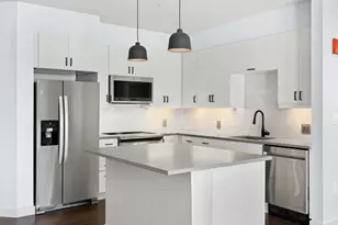 54 Auburn, Brookline, MA 02446 - Photo 2