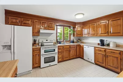 73 N Maple St, Hadley, MA 01035 - Photo 12