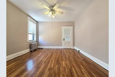 25 Alton Pl #2R, Brookline, MA 02446 - Photo 2