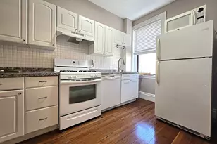 25 Alton Pl, Brookline, MA 02446 - Photo 4