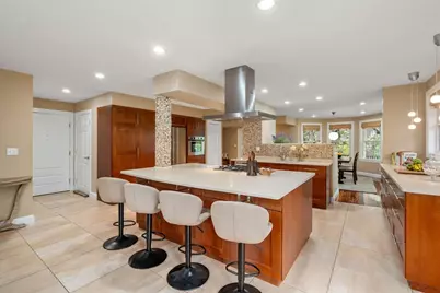 131 S Central Avenue, Quincy, MA 02170 - Photo 6