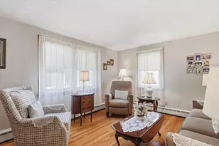 12 Cannon Rock Rd, Lynn, MA 01904 - Photo 6
