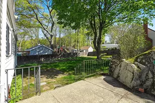 12 Cannon Rock Rd, Lynn, MA 01904 - Photo 30