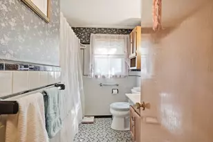 12 Cannon Rock Rd, Lynn, MA 01904 - Photo 10