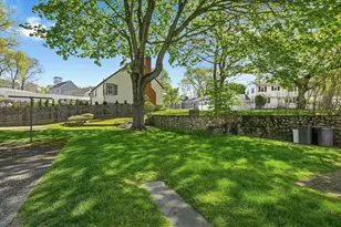 12 Cannon Rock Rd, Lynn, MA 01904 - Photo 32