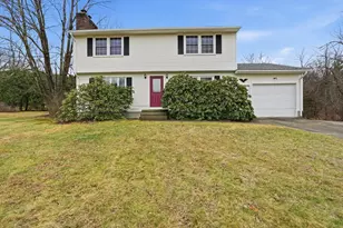 82 Stagecoach Rd, Amherst, MA 01002 - Photo 1