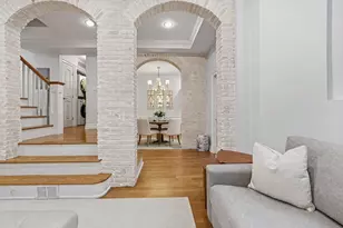 7 Upton St, Boston, MA 02118 - Photo 2