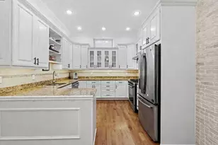 7 Upton St, Boston, MA 02118 - Photo 8