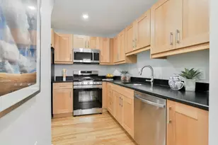 30 Lowell Sreet, Cambridge, MA 02138 - Photo 6