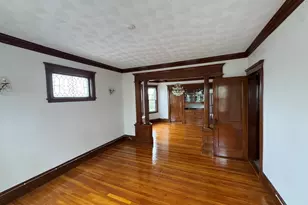 91 Greaton Rd, Boston, MA 02132 - Photo 8