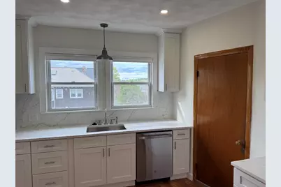 91 Greaton Rd #2, Boston, MA 02132 - Photo 6