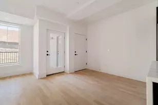 30-32 Condor St, Boston, MA 02128 - Photo 12