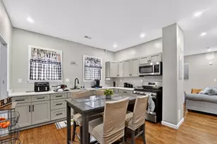 37 Stonehurst St, Boston, MA 02122 - Photo 18