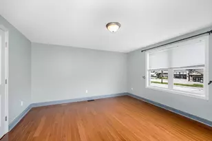 821 Merrimack Ave, Dracut, MA 01826 - Photo 18