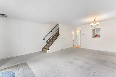 42 Village Brook Ln #42, Natick, MA 01760 - Photo 8