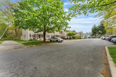 42 Village Brook Ln #42, Natick, MA 01760 - Photo 24