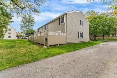 42 Village Brook Ln #42, Natick, MA 01760 - Photo 22