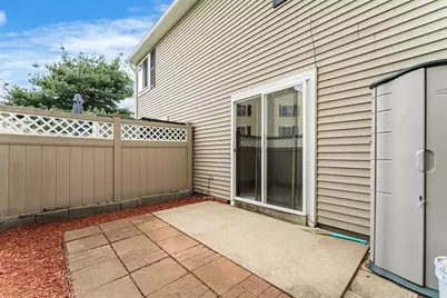 42 Village Brook Ln #42, Natick, MA 01760 - Photo 10