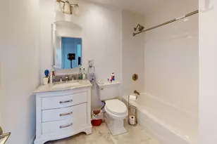 22-24 Broadlawn Park, Boston, MA 02467 - Photo 14