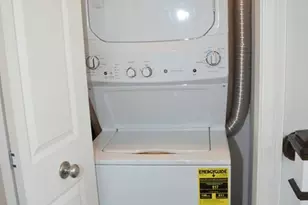 6 Admirals Wy, Chelsea, MA 02150 - Photo 20
