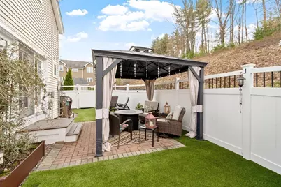 23 Dobson Cir, Leominster, MA 01453 - Photo 12
