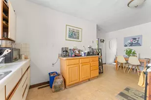 34 Orchard St, Medford, MA 02155 - Photo 10