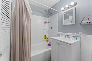 34 Orchard St, Medford, MA 02155 - Photo 16