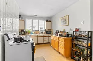 34 Orchard St, Medford, MA 02155 - Photo 8
