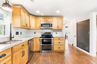 16 Ranch St, North Attleboro, MA 02760 - Photo 14